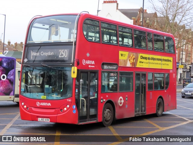 Arriva T161 na cidade de London, Greater London, Inglaterra, por Fábio Takahashi Tanniguchi. ID da foto: 11825883.