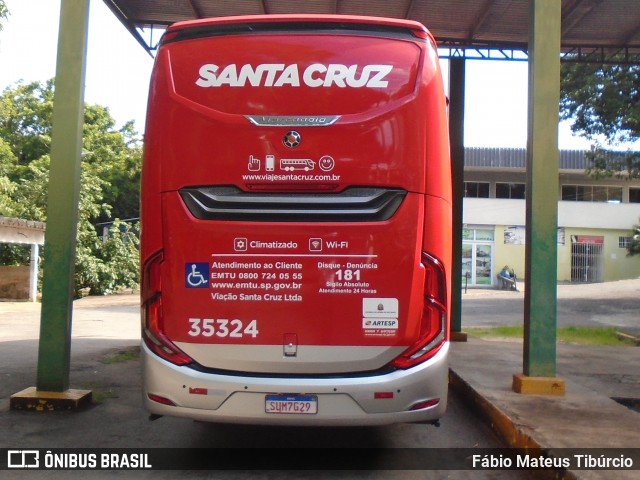 Viação Santa Cruz 35324 na cidade de Três Corações, Minas Gerais, Brasil, por Fábio Mateus Tibúrcio. ID da foto: 11827071.