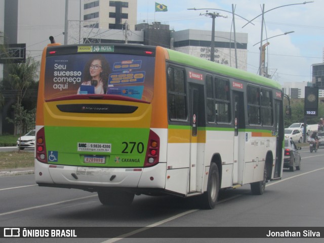 Rodoviária Caxangá 270 na cidade de Recife, Pernambuco, Brasil, por Jonathan Silva. ID da foto: 11826936.