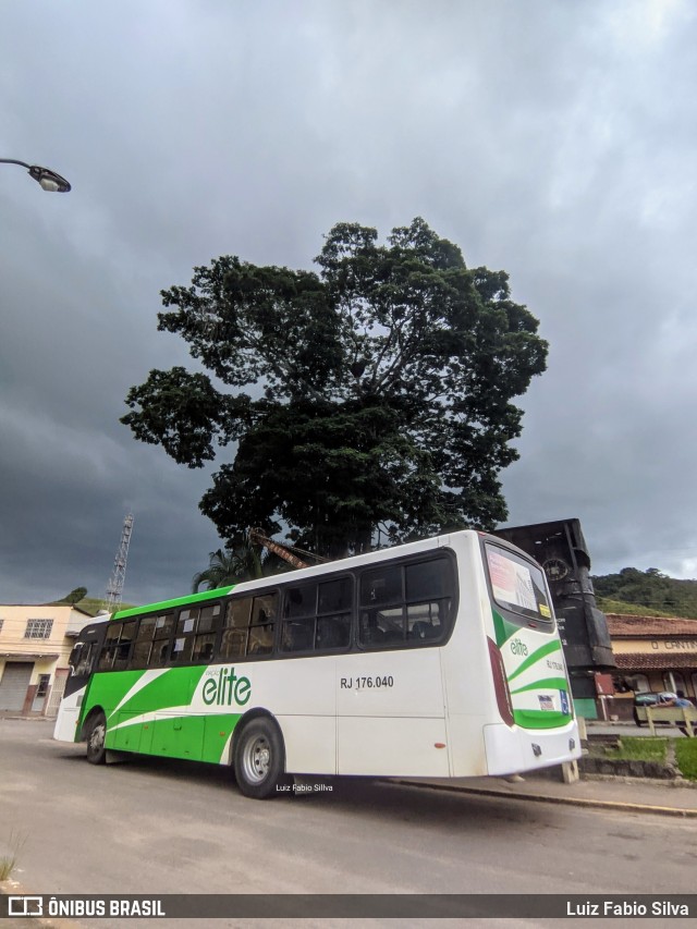 Viação Elite RJ 176.040 na cidade de Valença, Rio de Janeiro, Brasil, por Luiz Fabio Silva. Número da foto: #11830131.