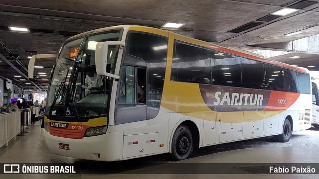 Saritur - Santa Rita Transporte Urbano e Rodoviário 13200 na cidade de Belo Horizonte, Minas Gerais, Brasil, por Fábio Paixão. ID da foto: 11829377.