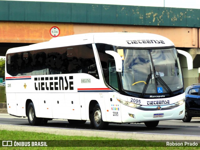 Tieteense Turismo 2095 na cidade de São José dos Campos, São Paulo, Brasil, por Robson Prado. Número da foto: #11831526.