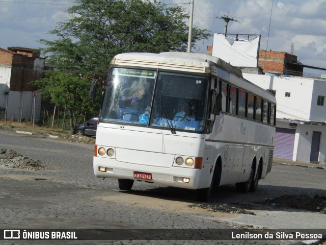 Ônibus Particulares 5112 na cidade de Caruaru, Pernambuco, Brasil, por Lenilson da Silva Pessoa. Número da foto: #11831233.