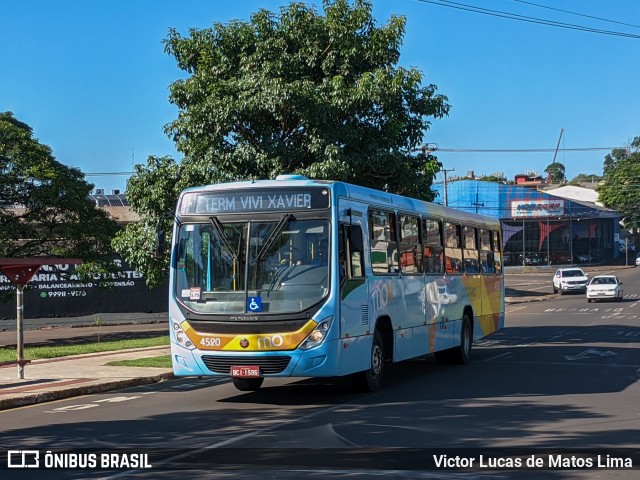 TCGL - Transportes Coletivos Grande Londrina 4520 na cidade de Londrina, Paraná, Brasil, por Victor Lucas de Matos Lima. Número da foto: #11829478.