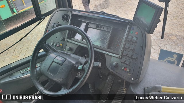 Auto Viação Mercês MR106 na cidade de Curitiba, Paraná, Brasil, por Lucas Weber Calizario. Número da foto: #11829640.