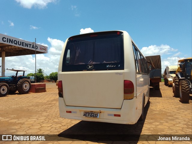Ônibus Particulares  na cidade de Inaciolândia, Goiás, Brasil, por Jonas Miranda. Número da foto: #11830008.