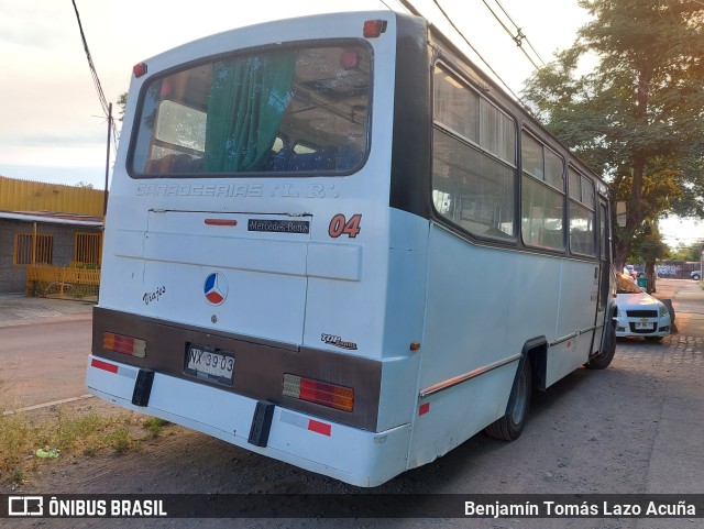 Ônibus Particulares 04 na cidade de Quinta Normal, Santiago, Metropolitana de Santiago, Chile, por Benjamín Tomás Lazo Acuña. Número da foto: #11750140.