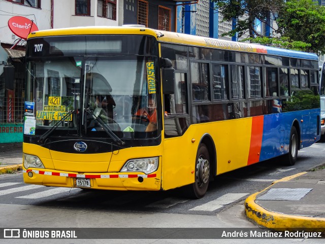 Autotransportes Raro 707 na cidade de Catedral, San José, San José, Costa Rica, por Andrés Martínez Rodríguez. ID da foto: 11749456.