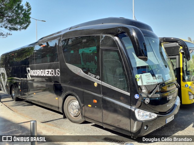 Rodriguez Bus 56 na cidade de Almada, Setúbal, Portugal, por Douglas Célio Brandao. ID da foto: 11748217.