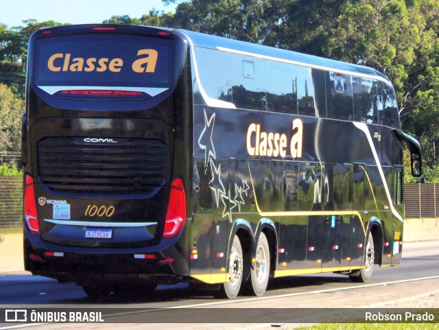 Classe A Turismo 1000 na cidade de São José dos Campos, São Paulo, Brasil, por Robson Prado. ID da foto: 11748724.