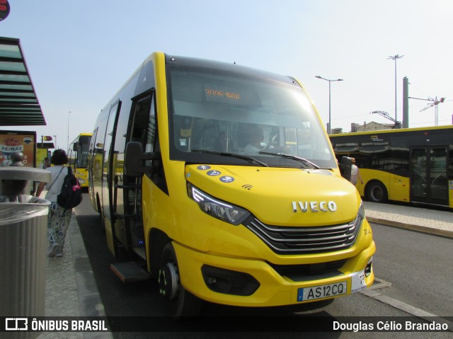 TST - Transportes Sul do Tejo 2043 na cidade de Almada, Setúbal, Portugal, por Douglas Célio Brandao. Número da foto: #11753965.