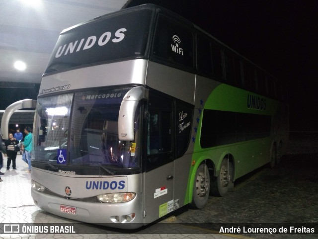 Viagens Unidos 10000 na cidade de Manhuaçu, Minas Gerais, Brasil, por André Lourenço de Freitas. Número da foto: #11758413.