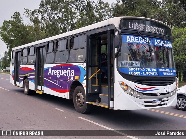 Aregueña S.A. - Línea 111 1201 na cidade de Luque, Central, Paraguai, por José Paredes. Número da foto: #11761361.