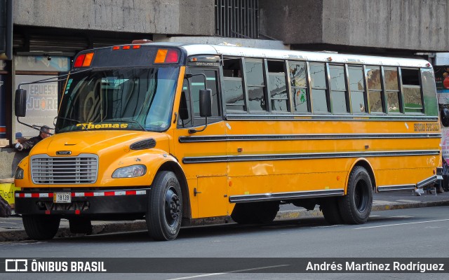 Autobuses sin identificación - Costa Rica 00 na cidade de Hospital, San José, San José, Costa Rica, por Andrés Martínez Rodríguez. Número da foto: #11760627.