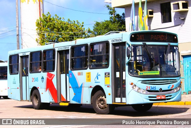 Aliança Transportes Urbanos 21345 na cidade de Fortaleza, Ceará, Brasil, por Paulo Henrique Pereira Borges. ID da foto: 11760274.