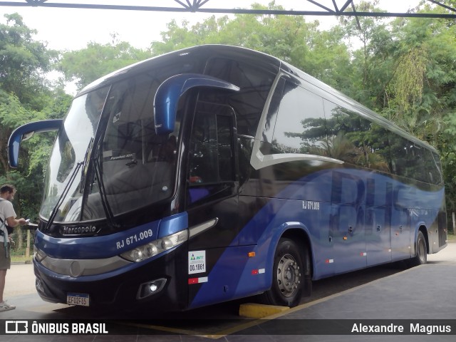 Leads Transportes 185 na cidade de Angra dos Reis, Rio de Janeiro, Brasil, por Alexandre  Magnus. ID da foto: 11759788.