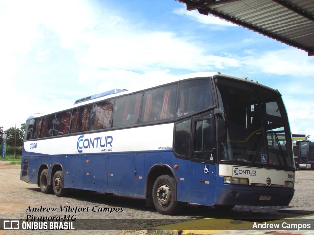 Contur Viagens 3000 na cidade de Pirapora, Minas Gerais, Brasil, por Andrew Campos. ID da foto: 11761136.