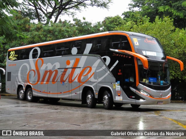 Smile Transportes e Turismo 121 na cidade de São Paulo, São Paulo, Brasil, por Gabriel Oliveira Caldas da Nobrega. Número da foto: #11761671.