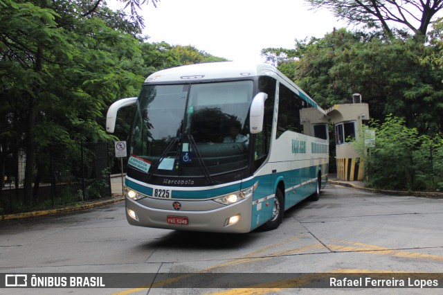 Viação Jacareí 8225 na cidade de São Paulo, São Paulo, Brasil, por Rafael Ferreira Lopes. Número da foto: #11768081.