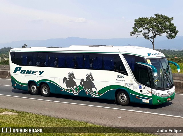 Trans Poney 5207 na cidade de Canas, São Paulo, Brasil, por João Felipe. Número da foto: #11764944.