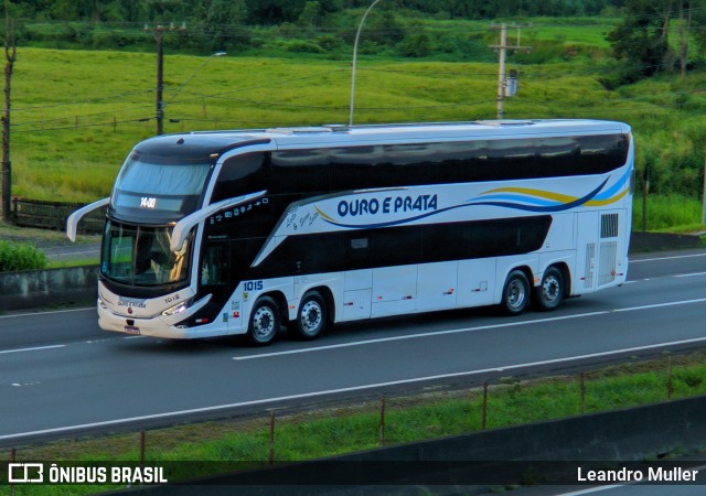 Viação Ouro e Prata 1015 na cidade de Cajati, São Paulo, Brasil, por Leandro Muller. Número da foto: #11764567.