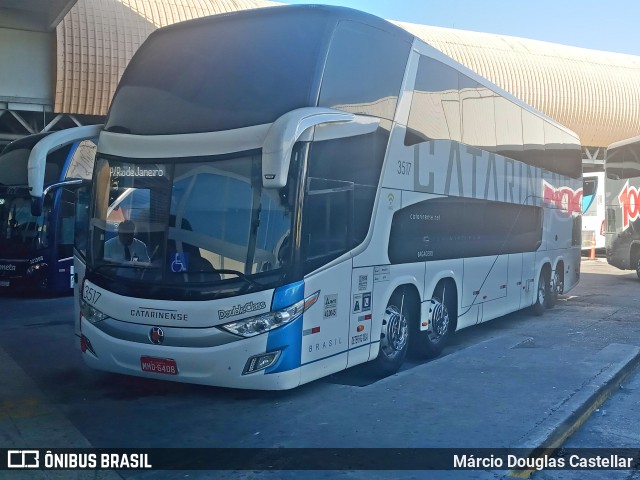 Auto Viação Catarinense 3517 na cidade de Rio de Janeiro, Rio de Janeiro, Brasil, por Márcio Douglas Castellar. Número da foto: #11765268.