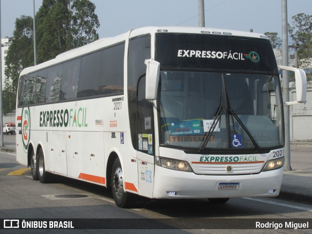 Expresso Fácil Turismo 2021 na cidade de Rio de Janeiro, Rio de Janeiro, Brasil, por Rodrigo Miguel. Número da foto: #12451528.