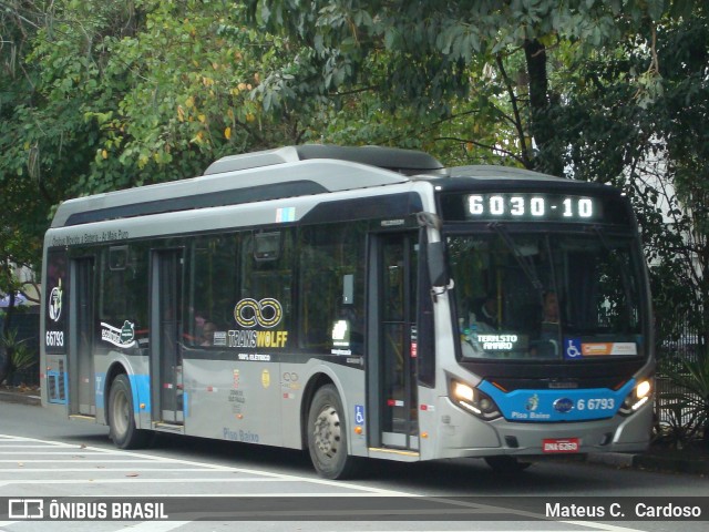 Transwolff Transportes e Turismo 6 6793 na cidade de São Paulo, São Paulo, Brasil, por Mateus C.  Cardoso. Número da foto: #12450845.