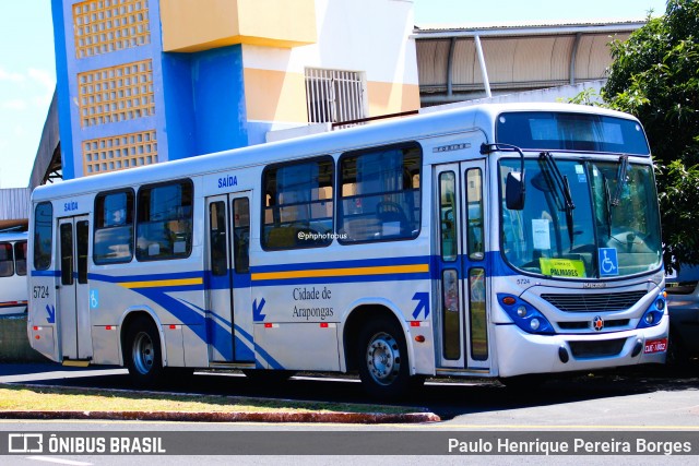 TUA - Transporte Urbano Arapongas 5724 na cidade de Arapongas, Paraná, Brasil, por Paulo Henrique Pereira Borges. Número da foto: #12452387.