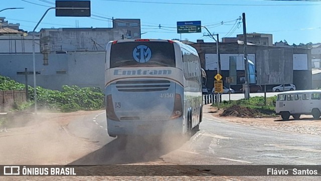 Emtram 4950 na cidade de Barra da Estiva, Bahia, Brasil, por Flávio  Santos. Número da foto: #12452172.