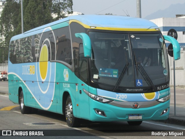 Doce Rio Fretamento e Turismo 7200 na cidade de Rio de Janeiro, Rio de Janeiro, Brasil, por Rodrigo Miguel. Número da foto: #12452001.