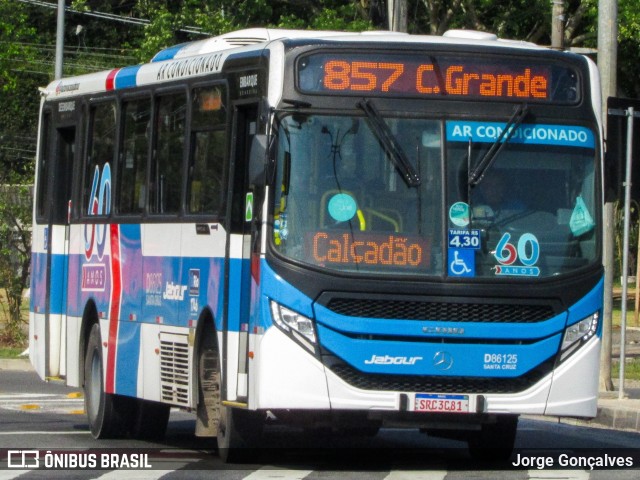 Auto Viação Jabour D86125 na cidade de Rio de Janeiro, Rio de Janeiro, Brasil, por Jorge Gonçalves. Número da foto: #12473529.