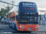 Pullman Bus 325 na cidade de Estación Central, Santiago, Metropolitana de Santiago, Chile, por Benjamín Tomás Lazo Acuña. Número da foto: #12475272.