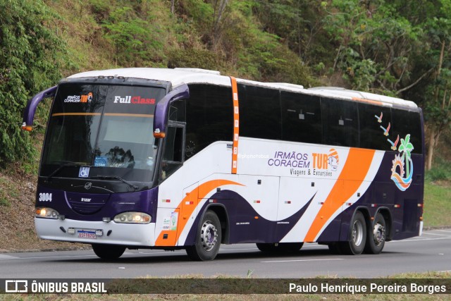 Irmãos Coragem Turismo 3004 na cidade de Piraí, Rio de Janeiro, Brasil, por Paulo Henrique Pereira Borges. Número da foto: #12476918.