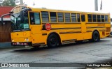 Autotransportes Villalobos y Sánchez MyL 06 na cidade de San Josecito, San Rafael, Heredia, Costa Rica, por Luis Diego Sánchez. Número da foto: #12477050.