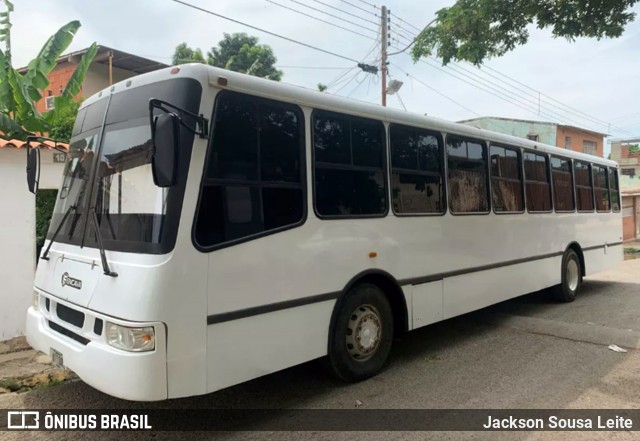 Autobuses sin identificación - Venezuela  na cidade de Anzoátegui, Morán, Lara, Venezuela, por Jackson Sousa Leite. Número da foto: #12480220.