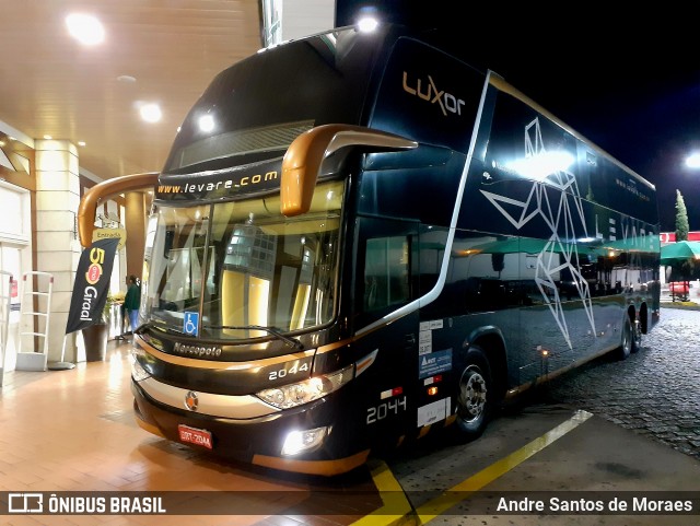 Levare Transportes 2044 na cidade de Queluz, São Paulo, Brasil, por Andre Santos de Moraes. Número da foto: #12478036.