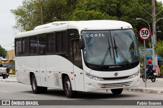Ônibus Particulares COMIL na cidade de Belém, Pará, Brasil, por Fabio Soares. Número da foto: #12478078.
