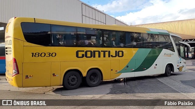 Empresa Gontijo de Transportes 18030 na cidade de Rio de Janeiro, Rio de Janeiro, Brasil, por Fábio Paixão. Número da foto: #12478359.