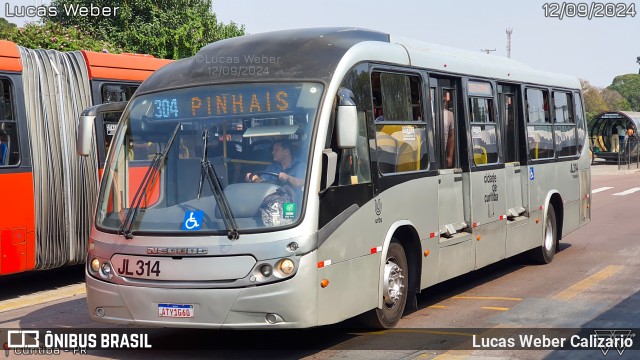 Expresso Azul JL314 na cidade de Curitiba, Paraná, Brasil, por Lucas Weber Calizario. Número da foto: #12478150.