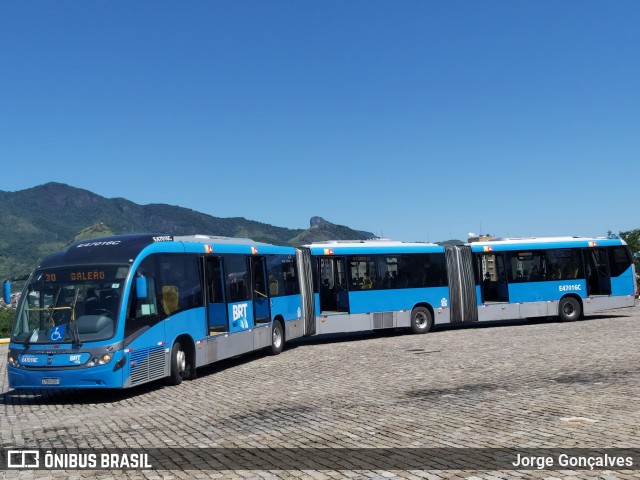Viação Redentor E47016C na cidade de Rio de Janeiro, Rio de Janeiro, Brasil, por Jorge Gonçalves. Número da foto: #12478484.