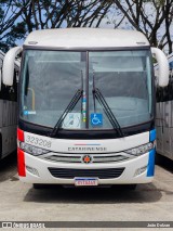 Auto Viação Catarinense 323208 na cidade de Penha, Santa Catarina, Brasil, por João Dolzan. Número da foto: #:id.