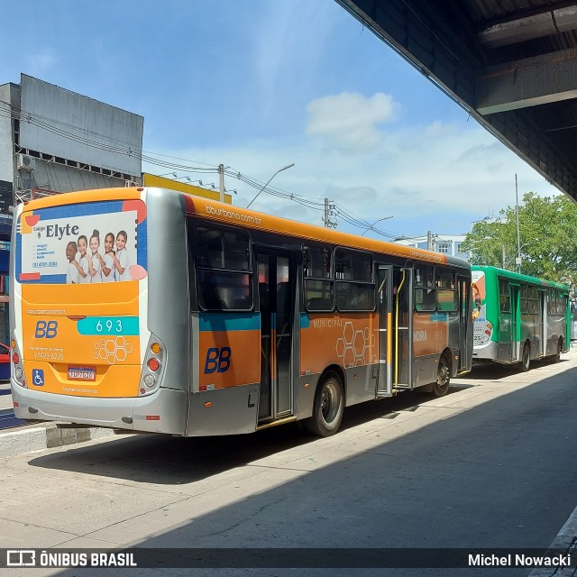 BB Transportes e Turismo 693 na cidade de Jandira, São Paulo, Brasil, por Michel Nowacki. Número da foto: #12482568.