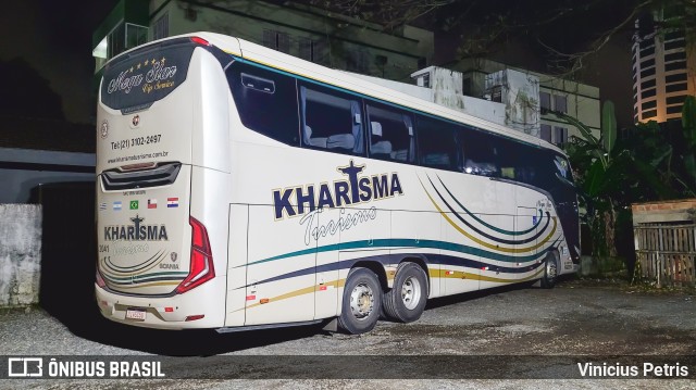 Kharisma Turismo 2041 na cidade de Joinville, Santa Catarina, Brasil, por Vinicius Petris. Número da foto: #12480518.