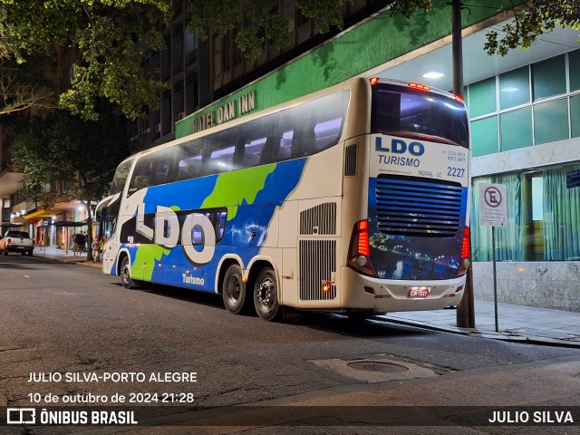 LDO Viagens e Turismo 2227 na cidade de Porto Alegre, Rio Grande do Sul, Brasil, por JULIO SILVA. Número da foto: #12480591.