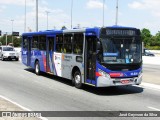 Guarulhos Transportes 33.806 na cidade de São Paulo, São Paulo, Brasil, por José Geyvson da Silva. Número da foto: #12482132.