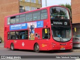 London General WVN26 na cidade de Kingston upon Thames, Surrey, Inglaterra, por Fábio Takahashi Tanniguchi. Número da foto: #12481918.