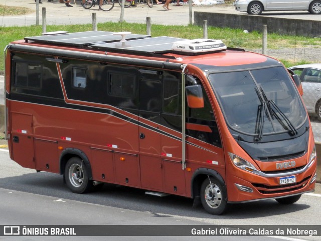 Motorhomes 8592 na cidade de Aparecida, São Paulo, Brasil, por Gabriel Oliveira Caldas da Nobrega. Número da foto: #12484611.