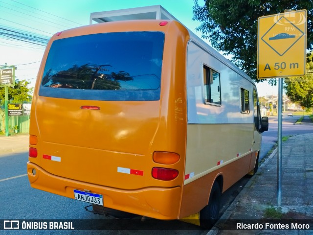 Motorhomes 0J33 na cidade de Curitiba, Paraná, Brasil, por Ricardo Fontes Moro. Número da foto: #12487510.