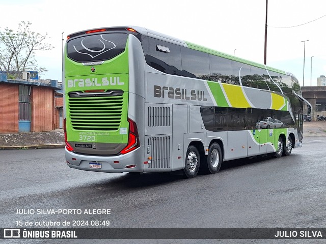 Brasil Sul Linhas Rodoviárias 3720 na cidade de Porto Alegre, Rio Grande do Sul, Brasil, por JULIO SILVA. Número da foto: #12489678.